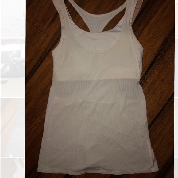 Lululemon top - Picture 2 of 4